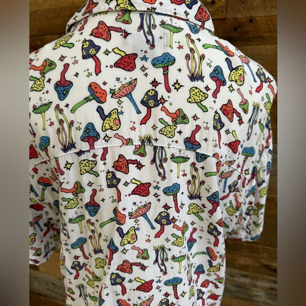 A-Lab “Shroomies” Short Sleeve Button Down - Picture 4 of 12